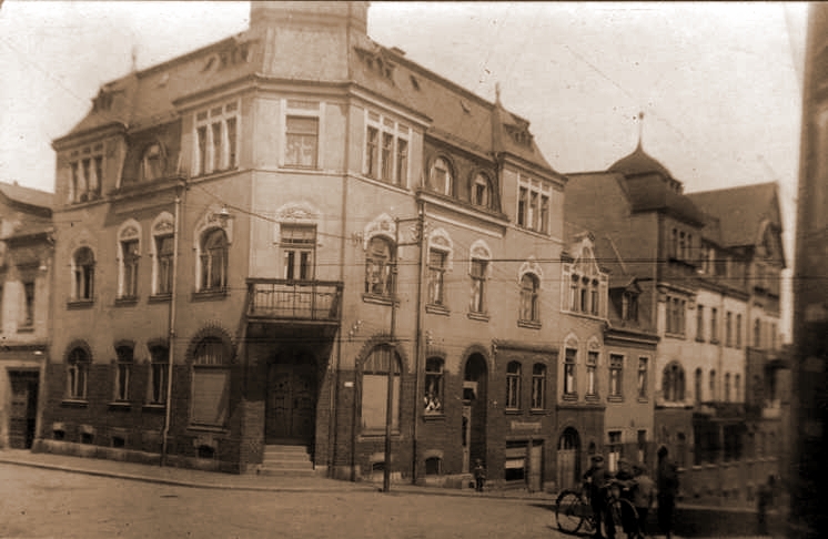 C:\Users\Hörr\Andrea\Adorf\Gewerbeverein\Geigenmüller\1916 ca. Haus img889.jpg